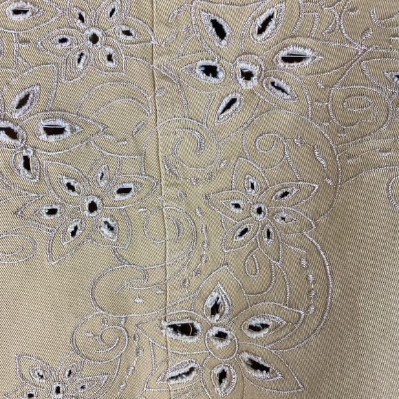 Susan Graver, Plus Size 2X Tan Jacket Embroidered Button Closure EUC - Picture 10 of 15